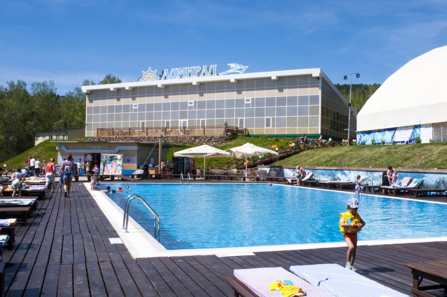 Бассейн спорт