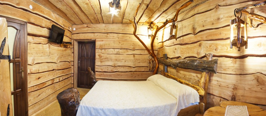 Баня стиль Леший необрезная доска