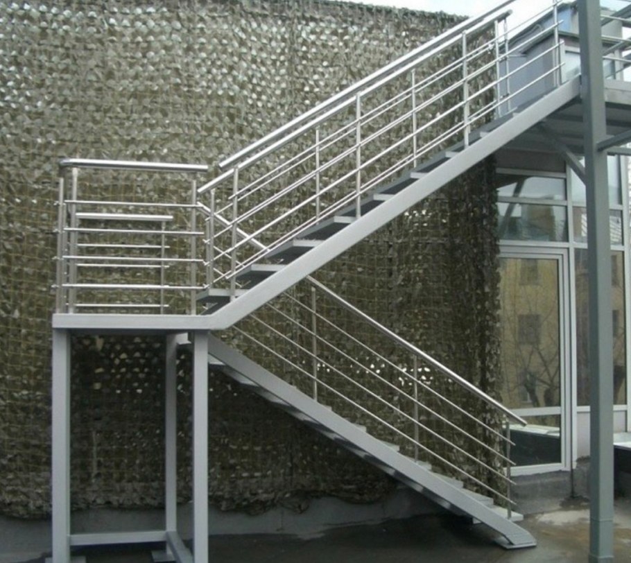 Лестница с площадкой (лестница для обслуживания АПГ/Эл.обжига) ал725.00