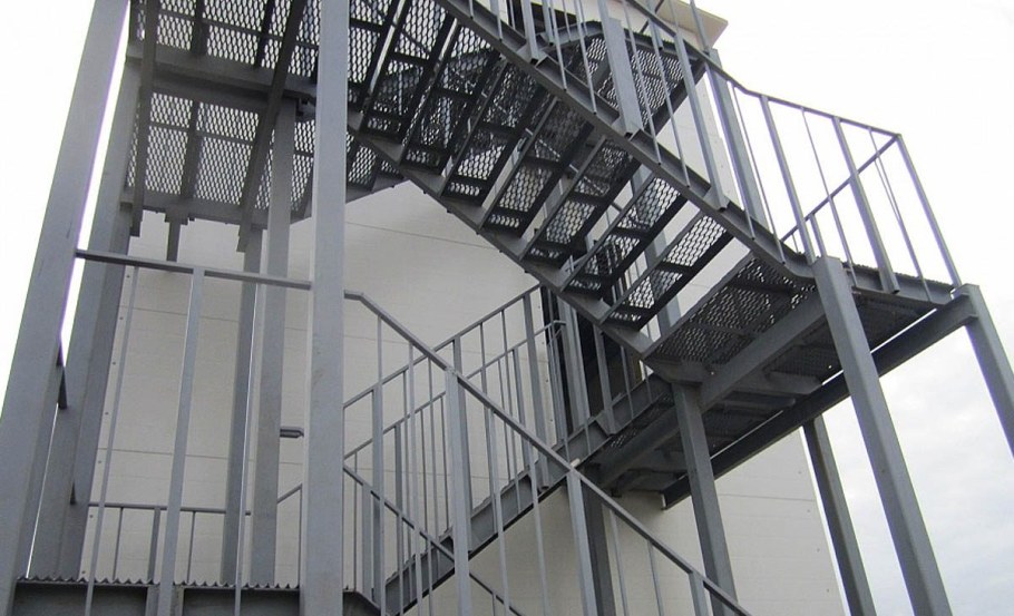 П2 - маршевая лестница