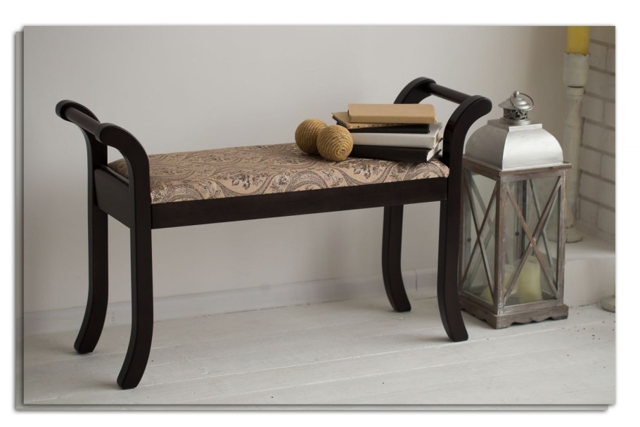 Банкетка в прихожую