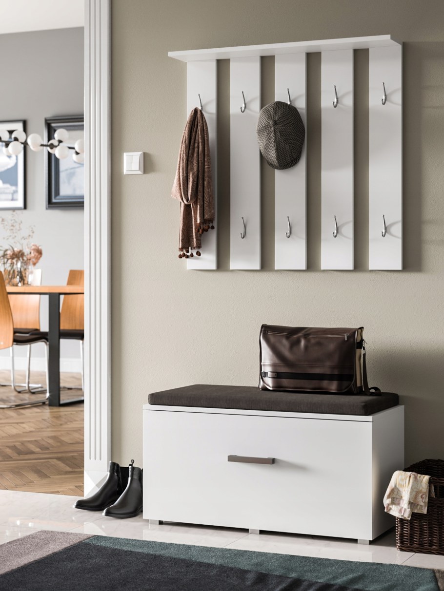 Вешалка в прихожую