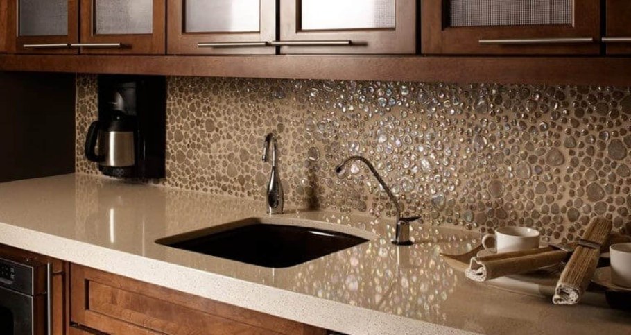 Столешница и фартук из искусственного камня