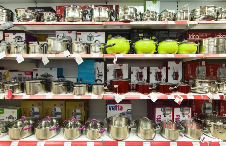 Выкладка кухонной утвари