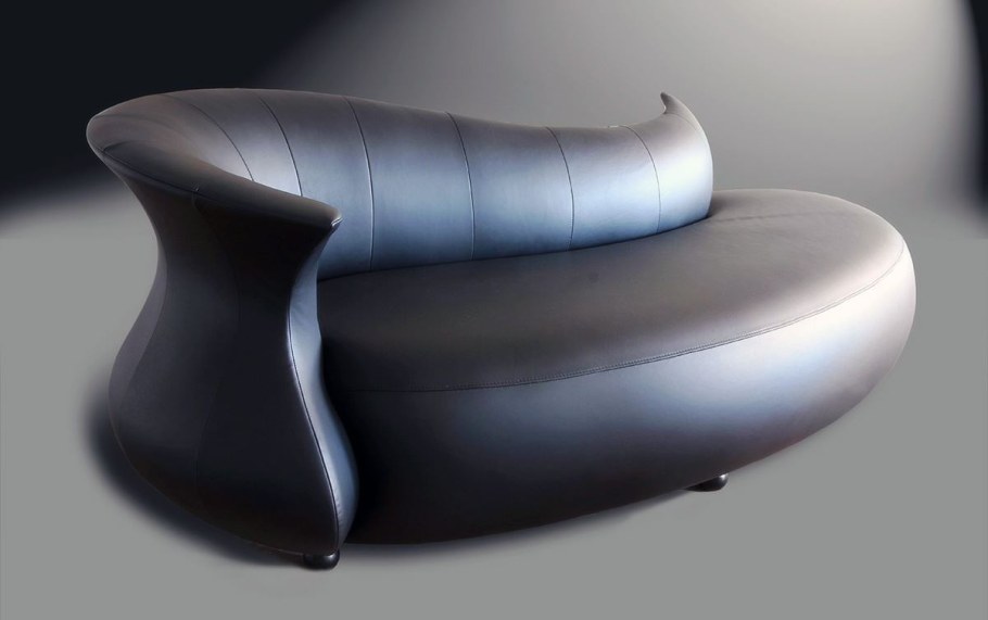 Футуристический диван