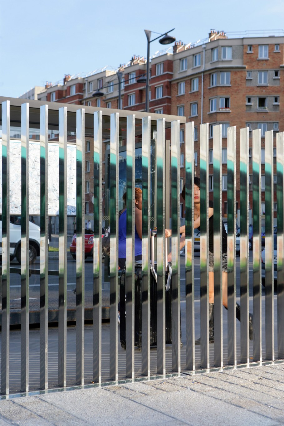 Забор между участками