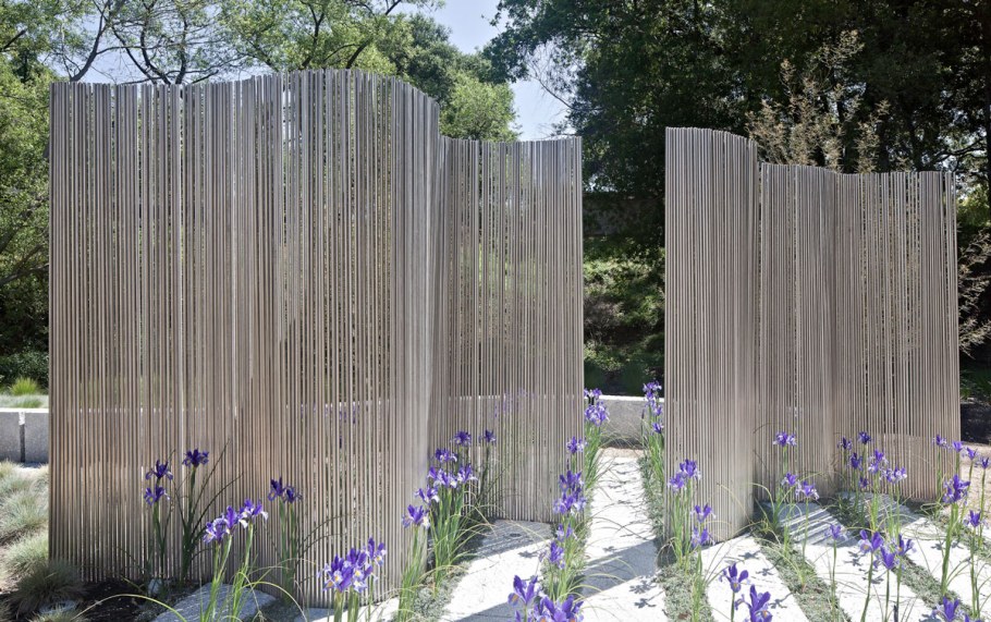 Стеклянный забор