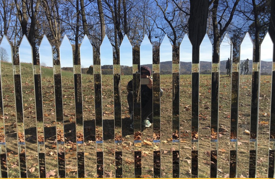 Забор вертикальный металлический