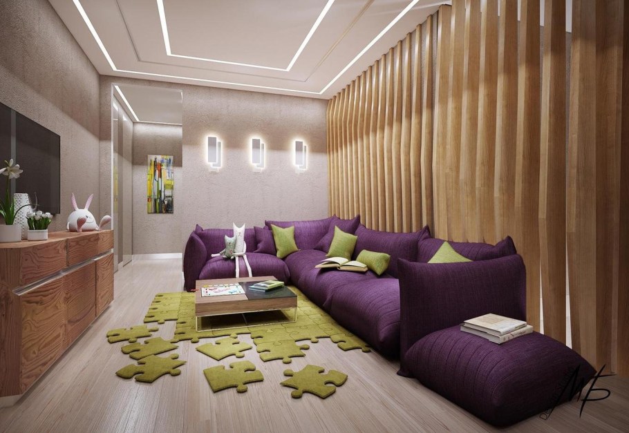 Гостиная с фиолетовым диваном