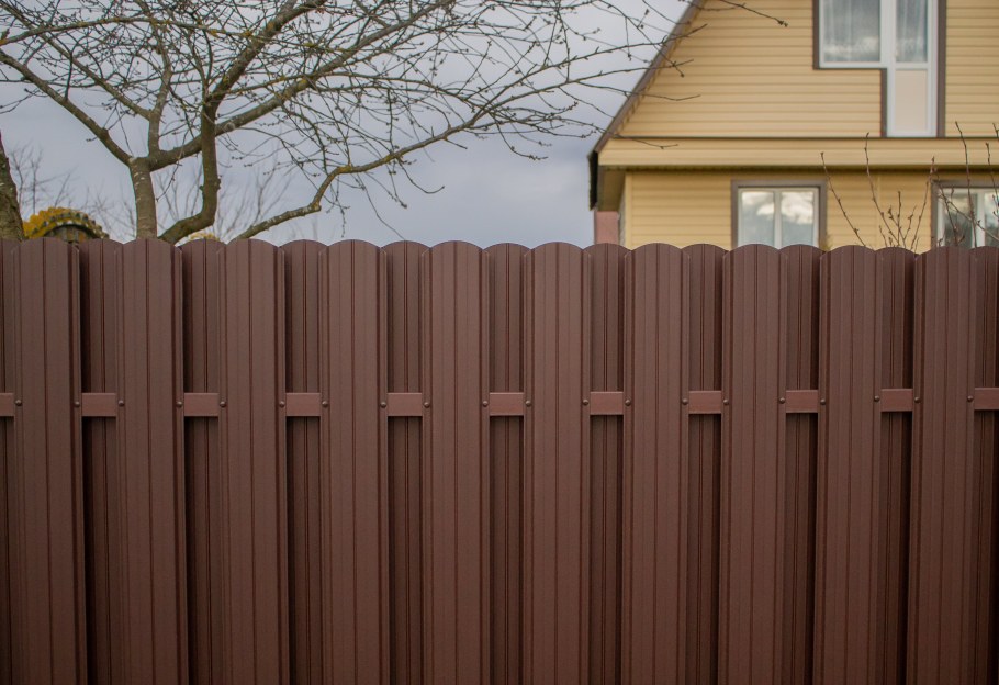 Рал 8017 штакетник