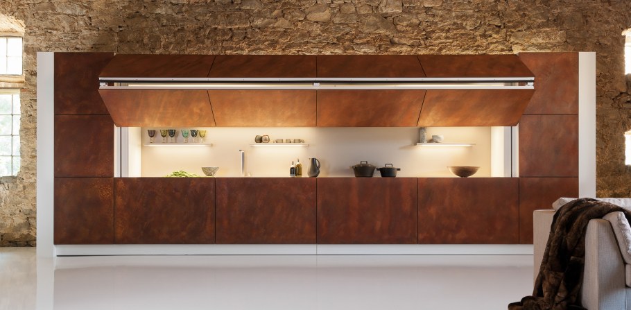 Кухня с закрывающимися фасадами