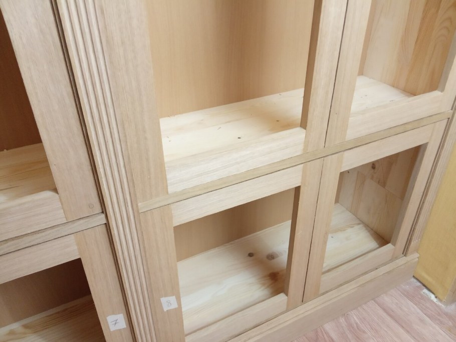 Дверца шкафа из мебельного щита