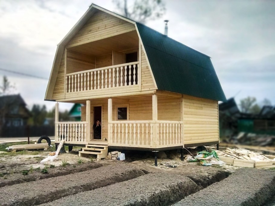 Баня дом 6х6 с мансардой и верандой