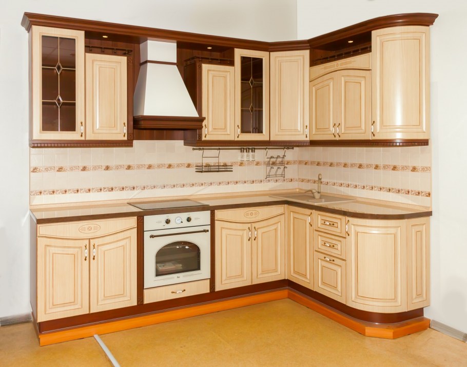 Недорогие классические кухни