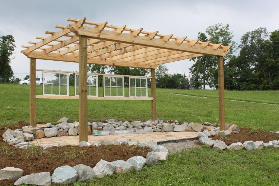 Постройка перголы