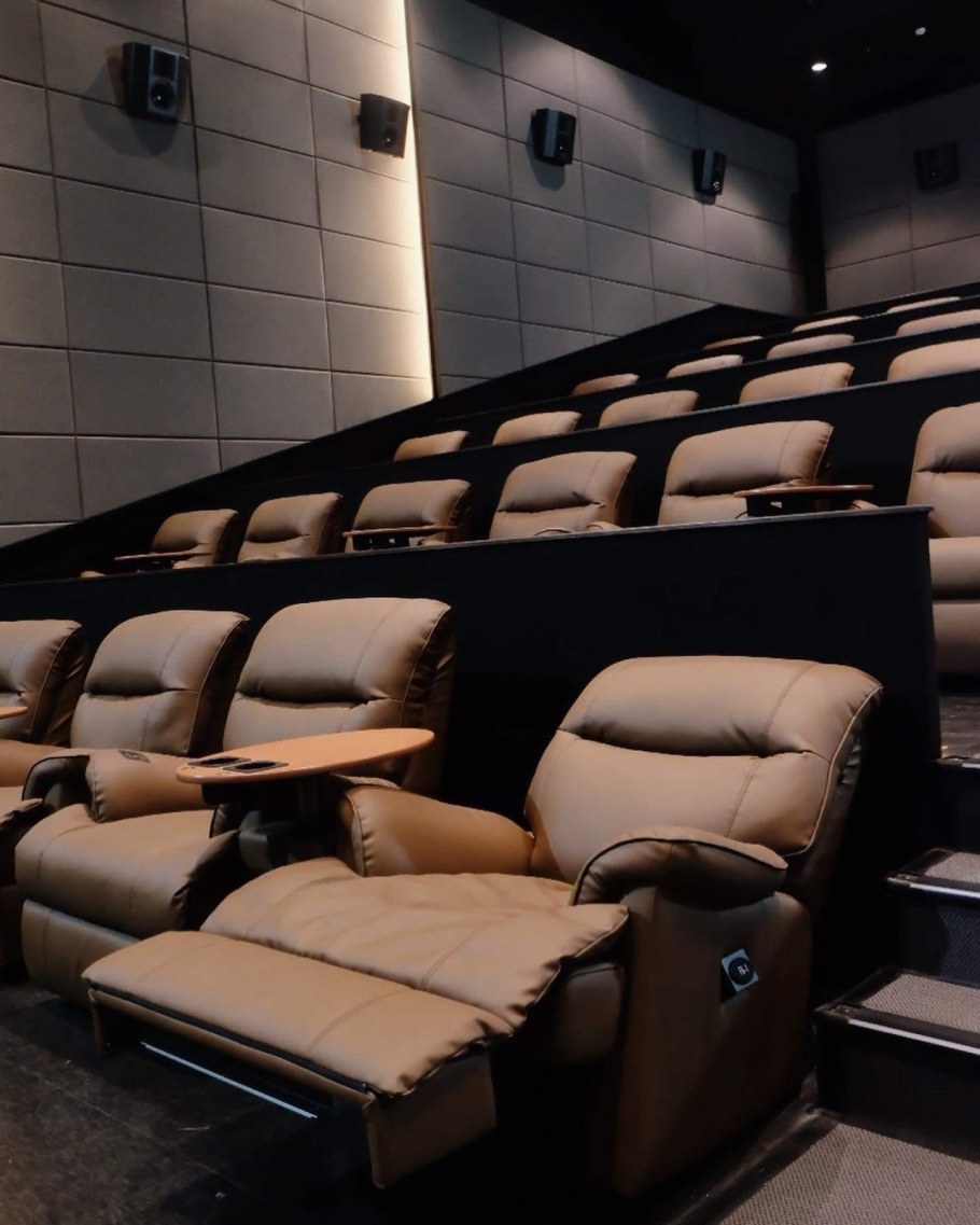 Диван для домашнего кинозала