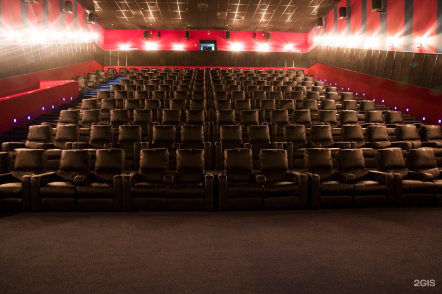 Мягкий кинотеатр Екатеринбург веер Молл