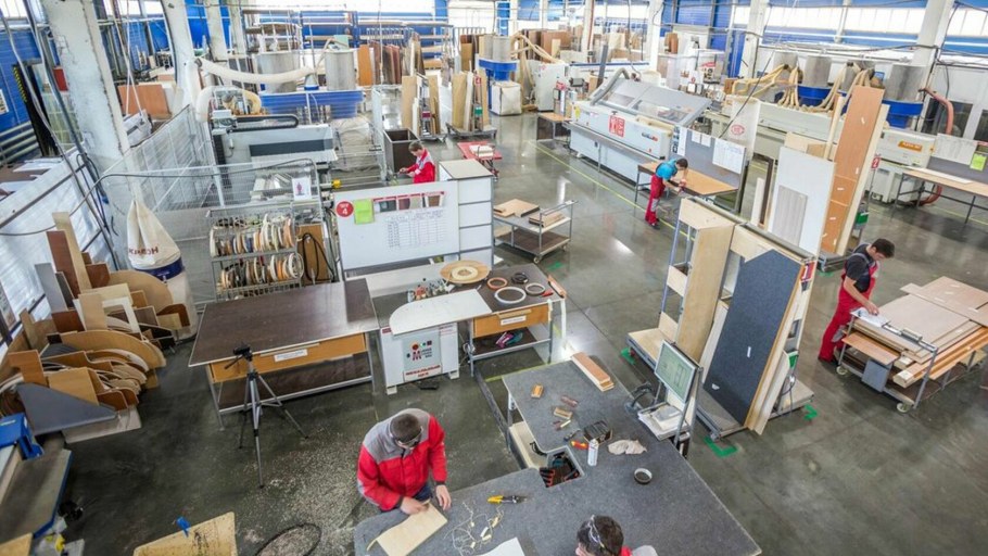 Производство мебели