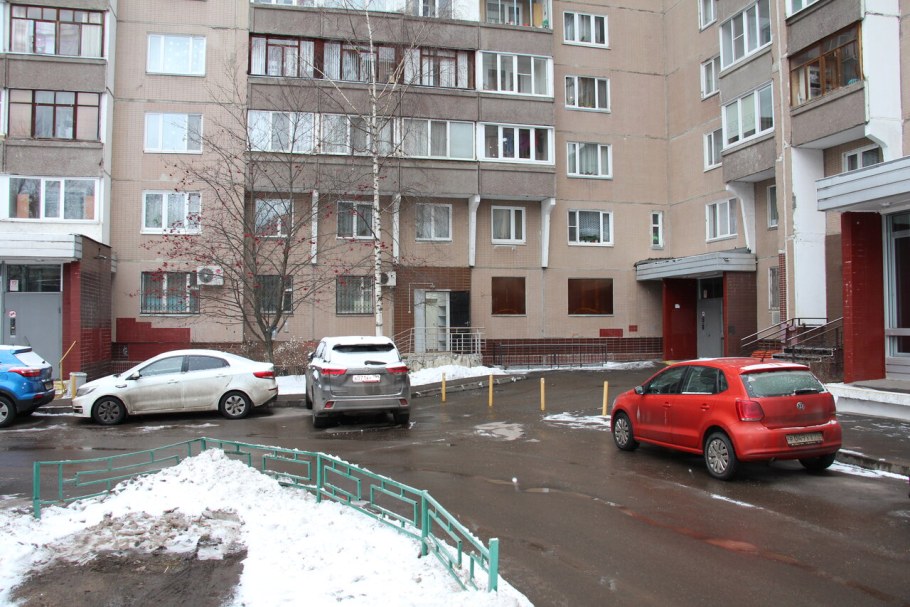 Ремонтируют подъезд