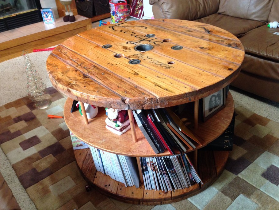 Журнальный стол из катушки