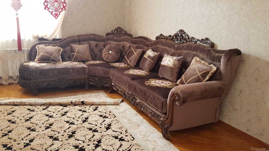 Холлы в Киргу в Махачкале