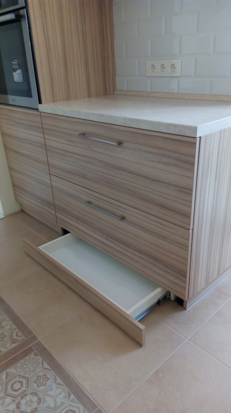 Дуб Гладстоун песочный Egger