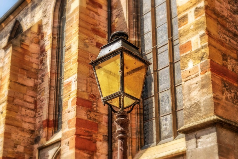 Фонарь уличный старинный