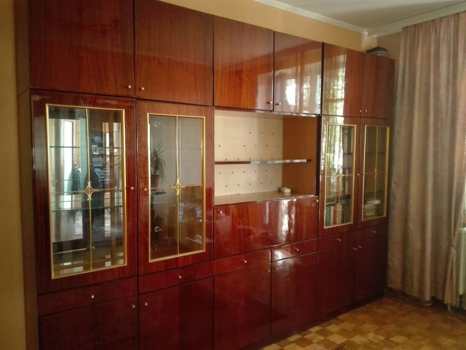 Мебельная румынская стенка Юлия