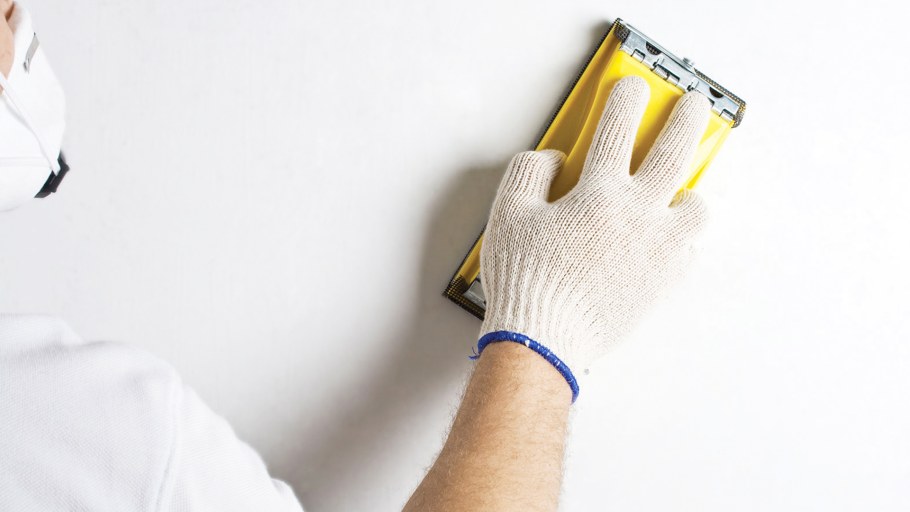 Оштукатуривание трещин