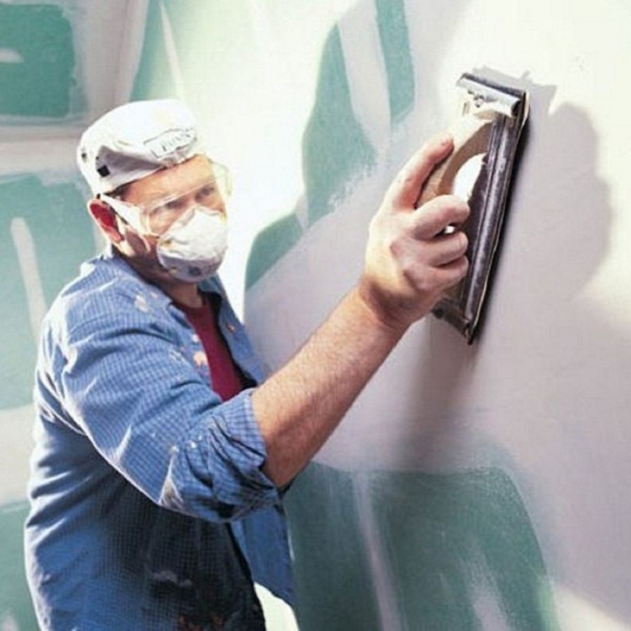 Выравнивающая шпаклевка Ротбанд