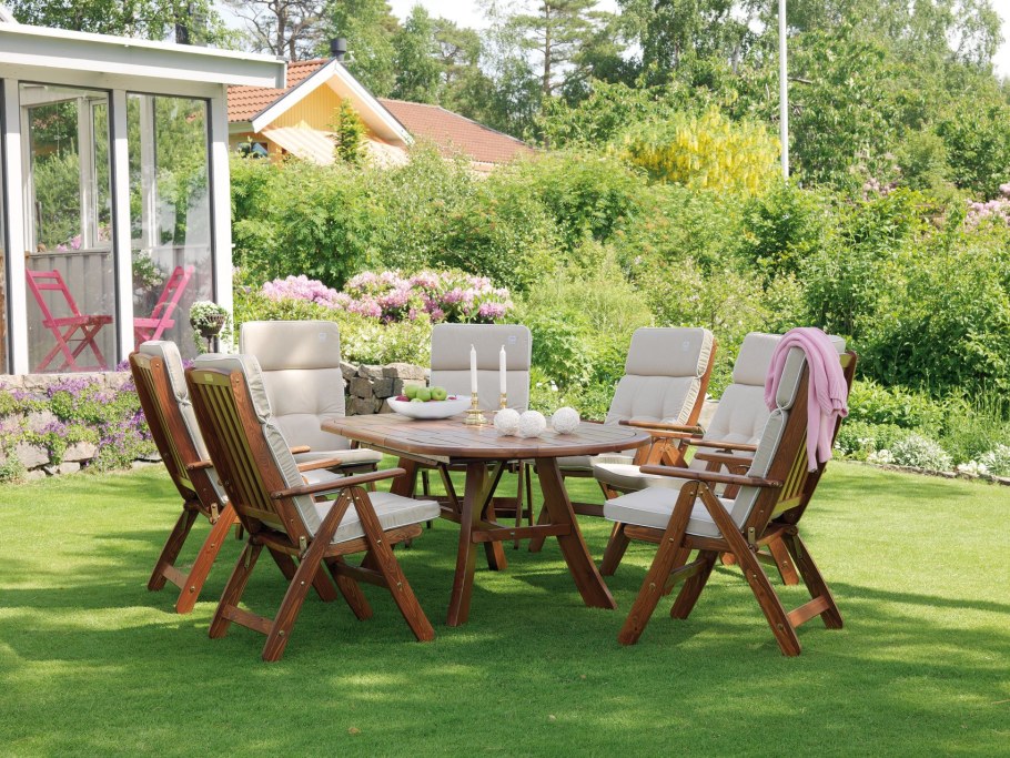 Стол уличный для дачи