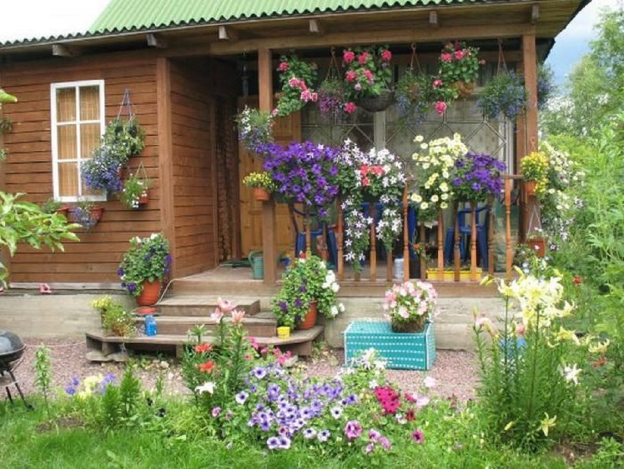 Клумба Бабушкин палисадник