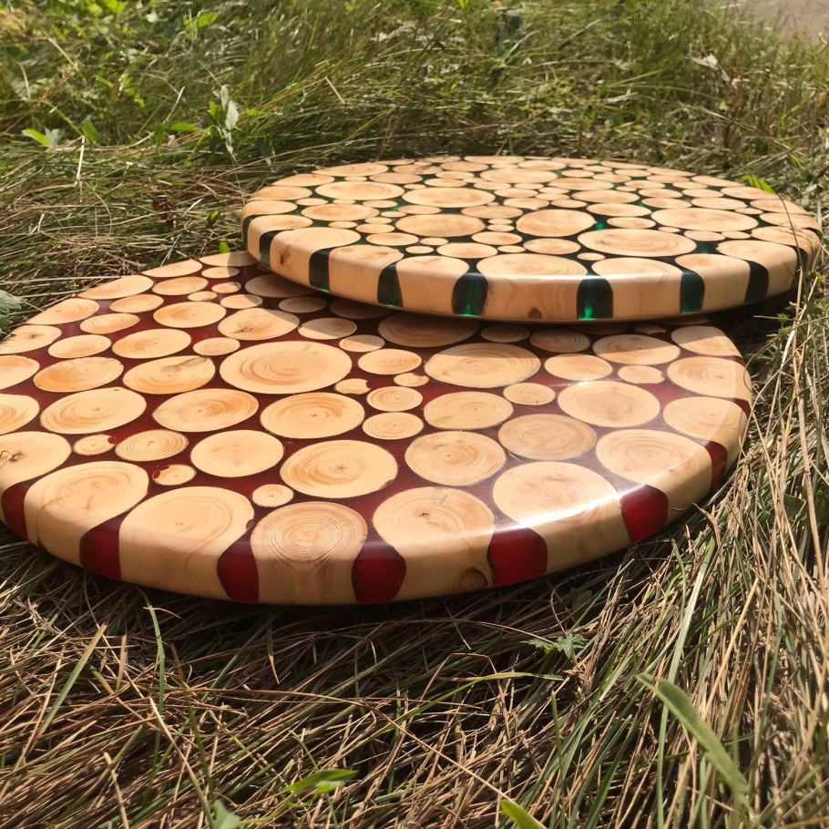 Дорожка из спилов дерева