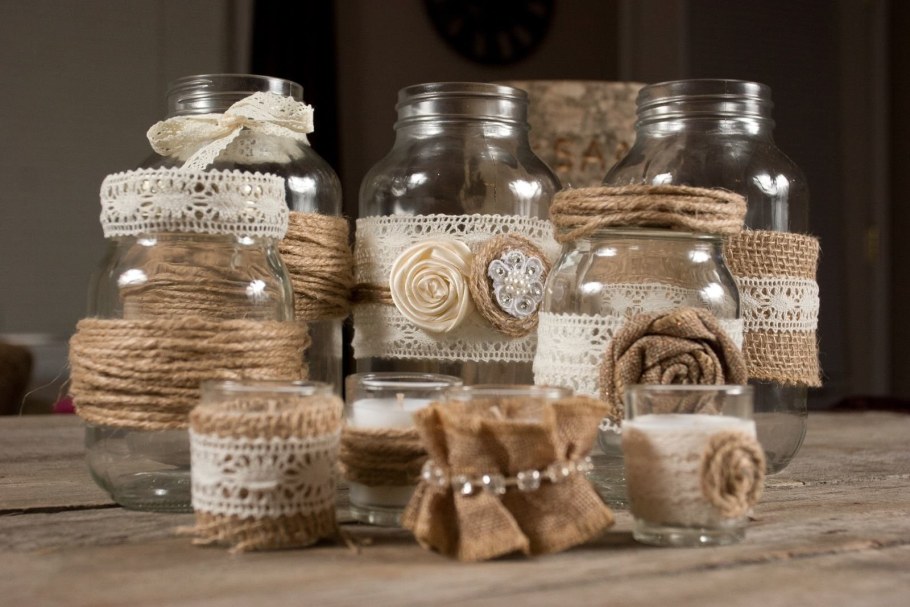 Баночки в мешковине