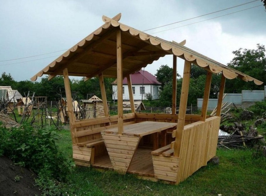 Простые беседки для дачи