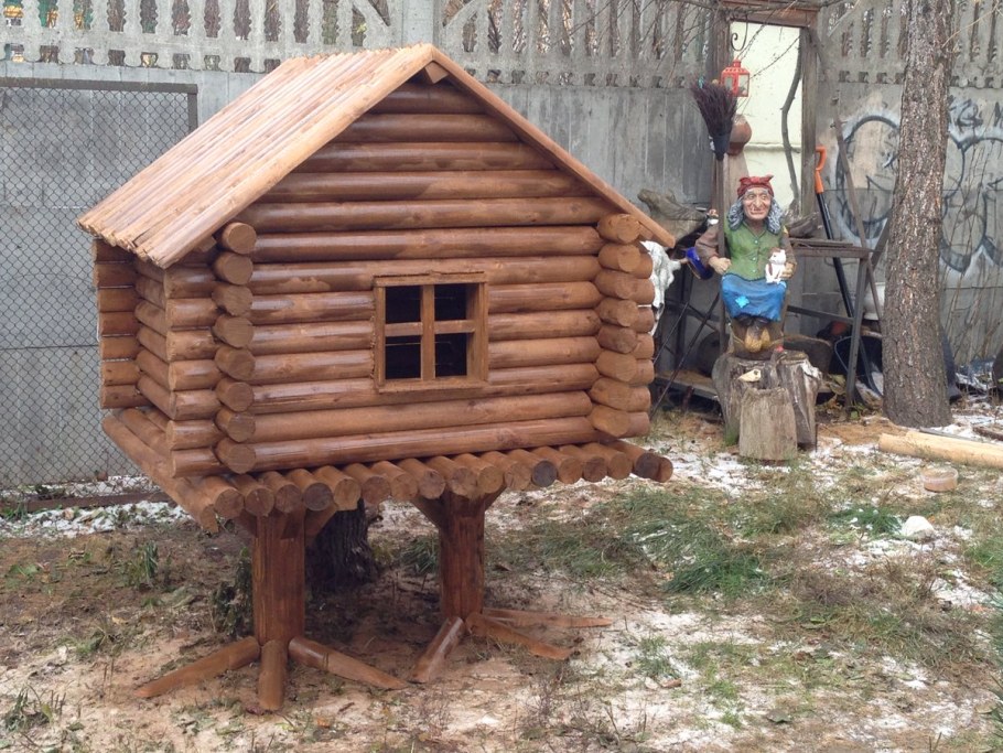 Домик на куриных ножках