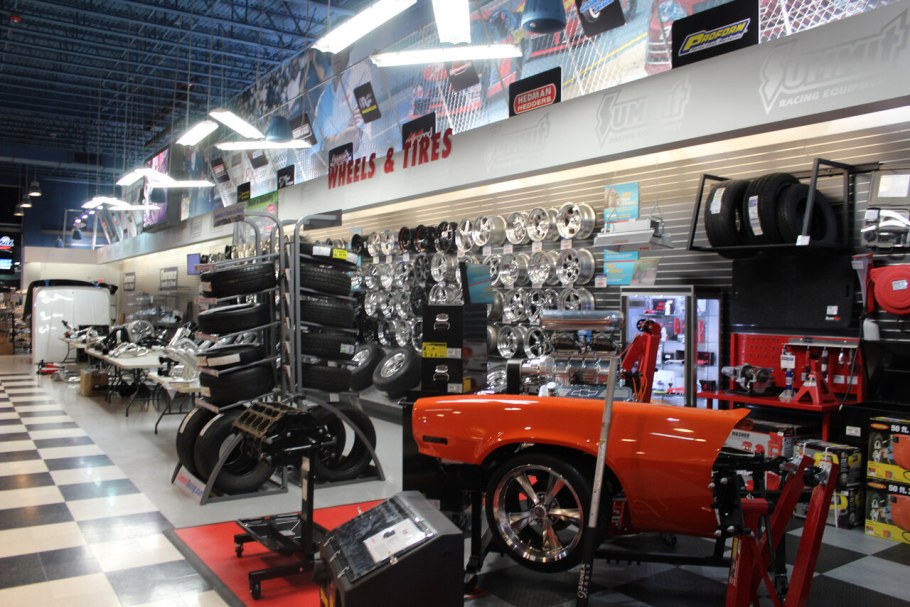 Авто магазин автозапчастей