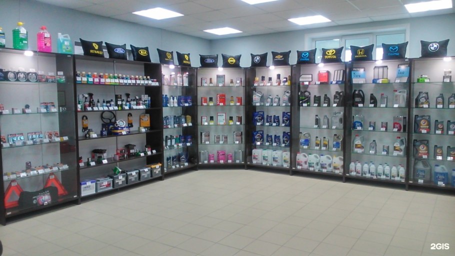 Интерьер магазина инструментов