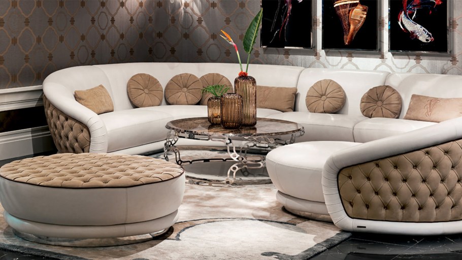 Диван в современном стиле