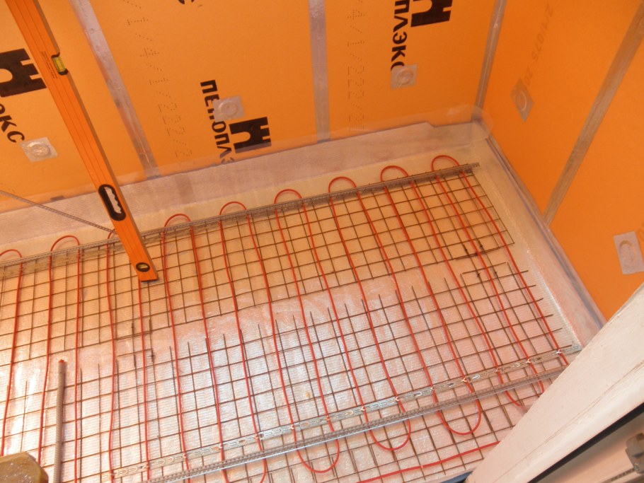 Сетка для стяжки пола в гараже