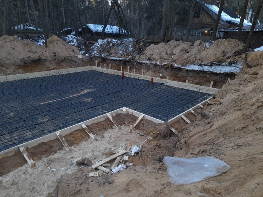 Реконструкция старого дачного домика