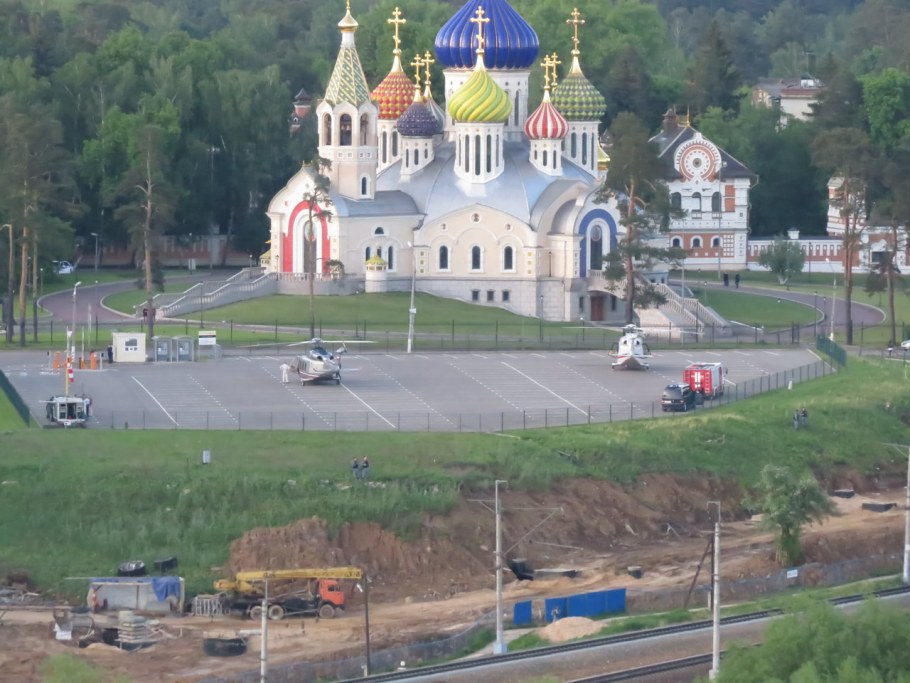 Дворец Патриарха Кирилла в Переделкино