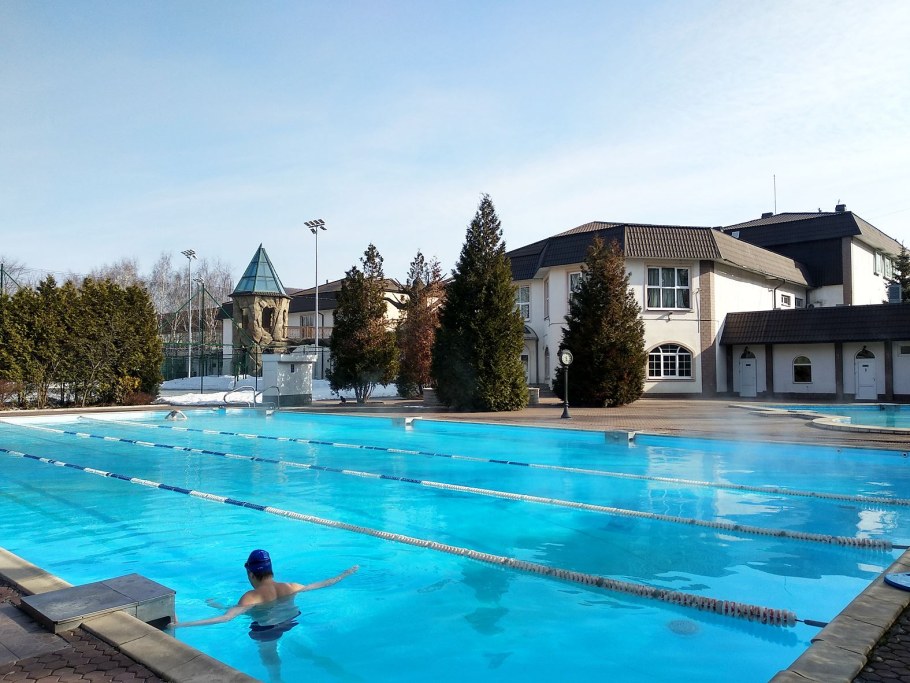Бассейн Чайка в Москве зимой