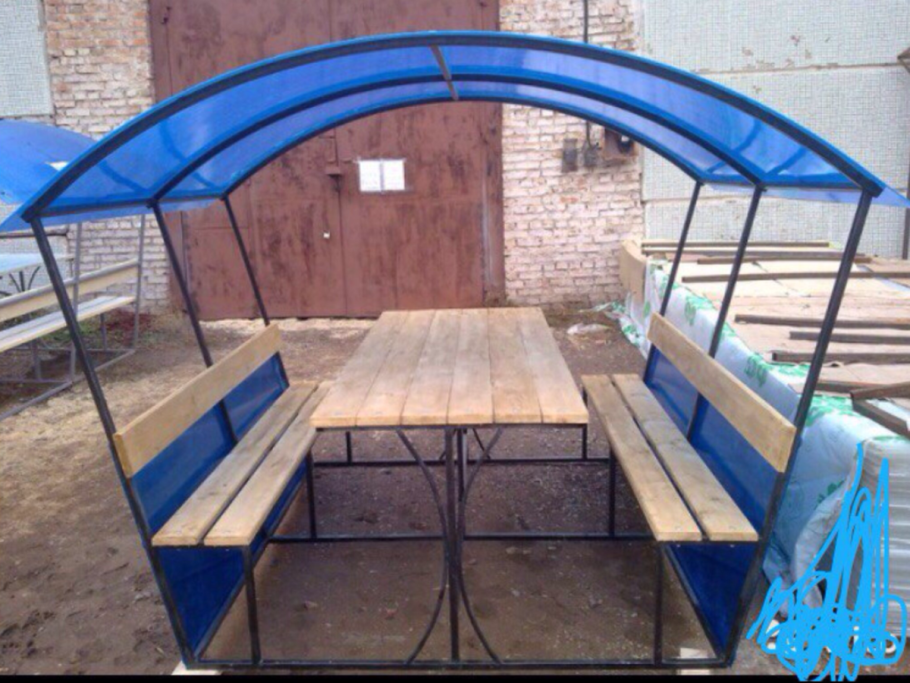 Беседка навес из металла и поликарбоната