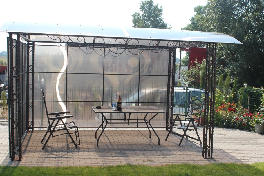 Беседка из металла