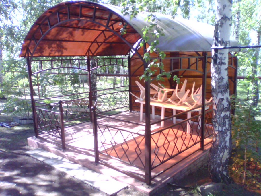 Беседка из металла