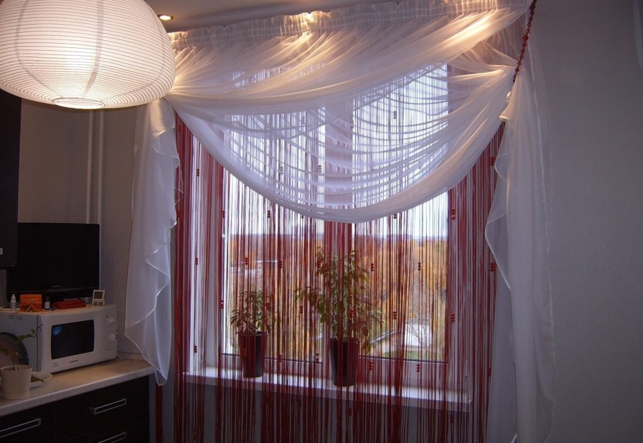 Тюль нити на кухню
