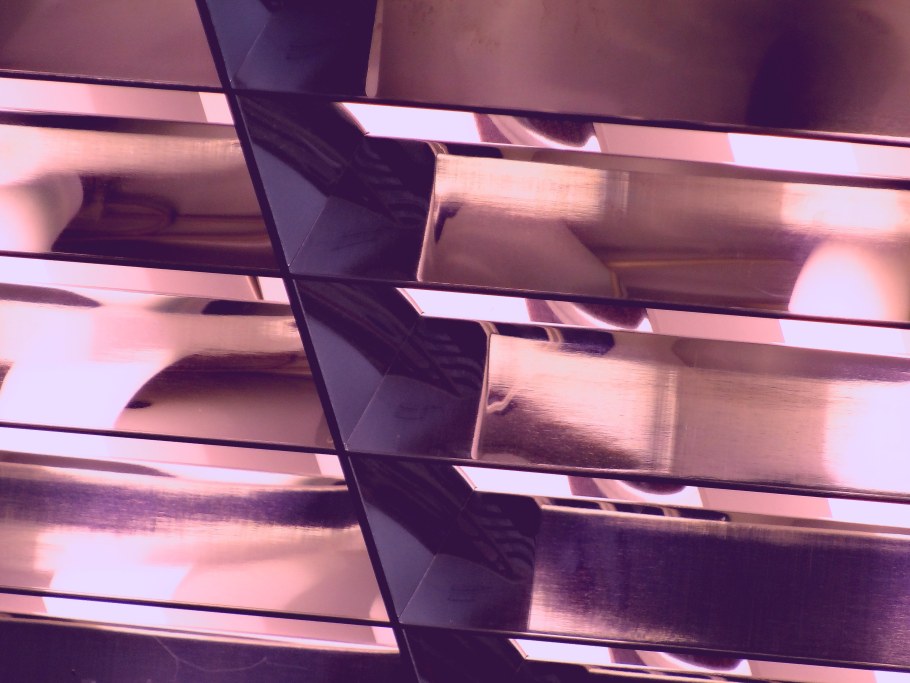 Инсталляции на стену в интерьере