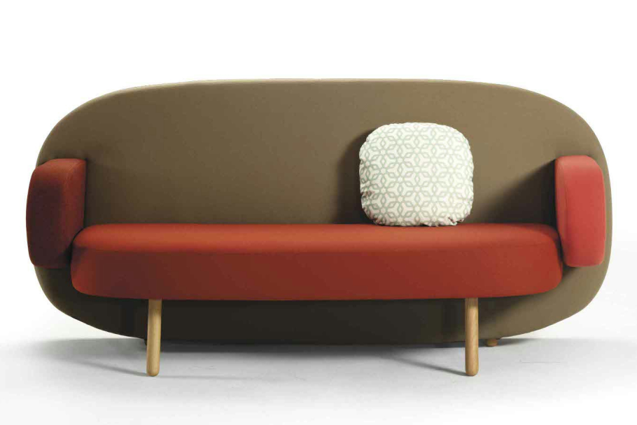 Фиолетовый диван