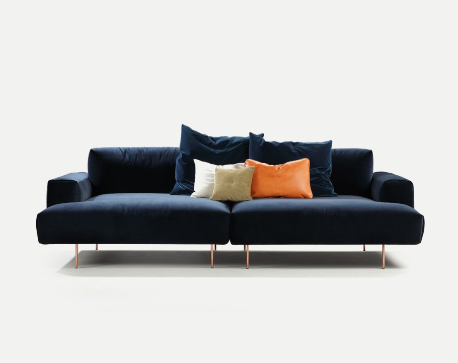 Диван в скандинавском стиле